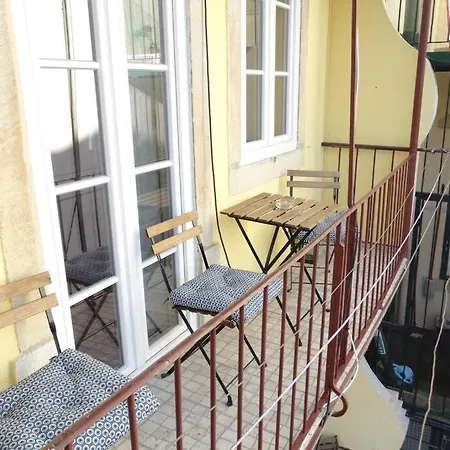 3 Bedrooms Ap In Graca - Great For Families&groups Apartment Lisbon