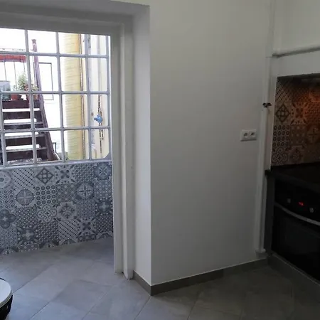Apartment 3 Bedrooms Ap In Graca - Great For Families&groups *